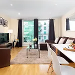 St. Georges Wharf Serviced Apartments By Thesqua.Re